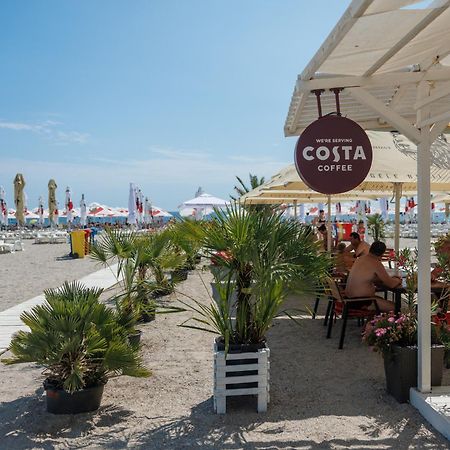 Hotel Orfeu Mamaia Exterior photo