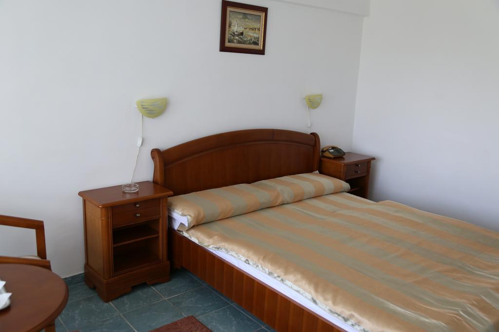 Hotel Orfeu Mamaia Room photo