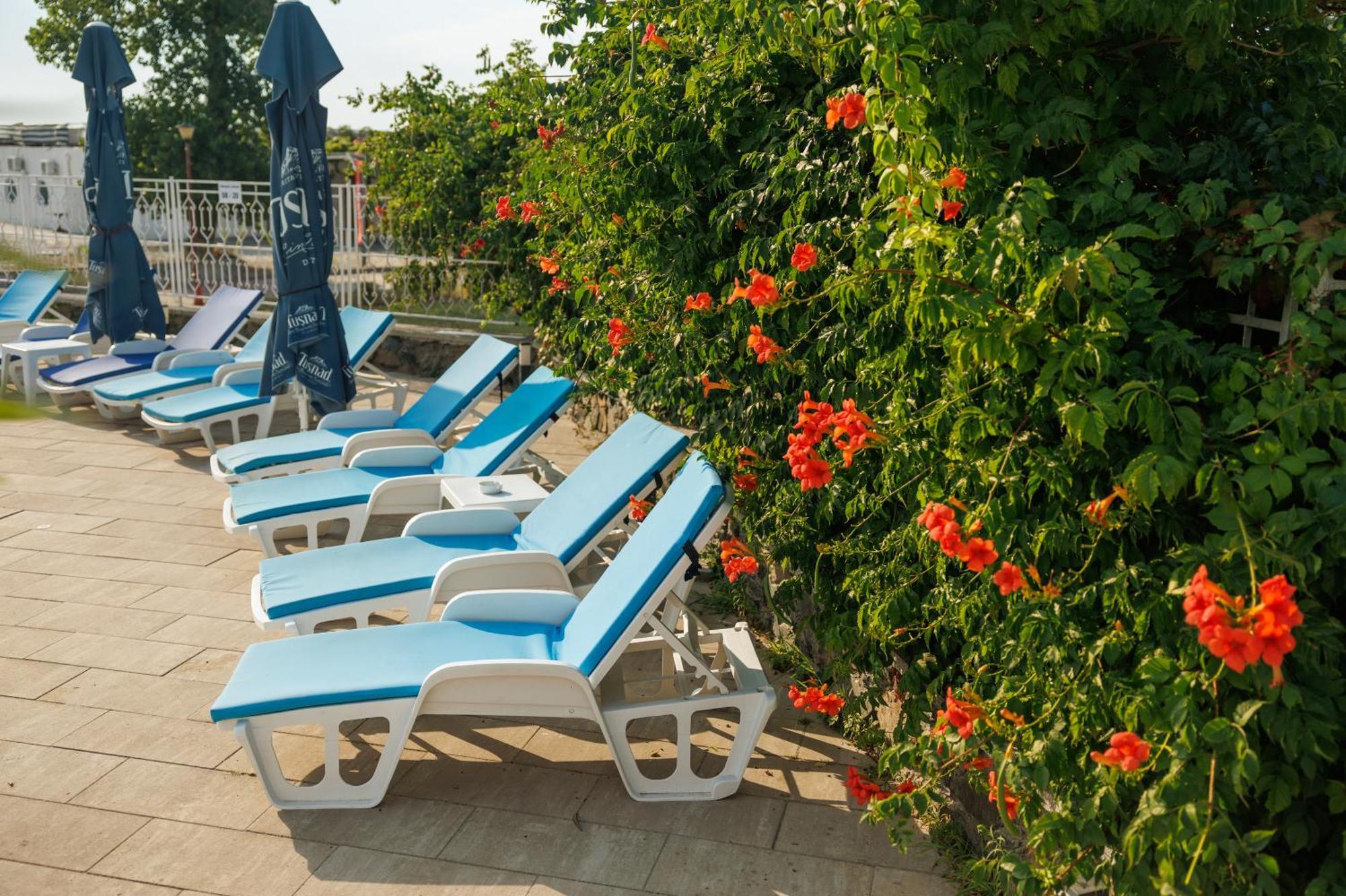 Hotel Orfeu Mamaia Exterior photo